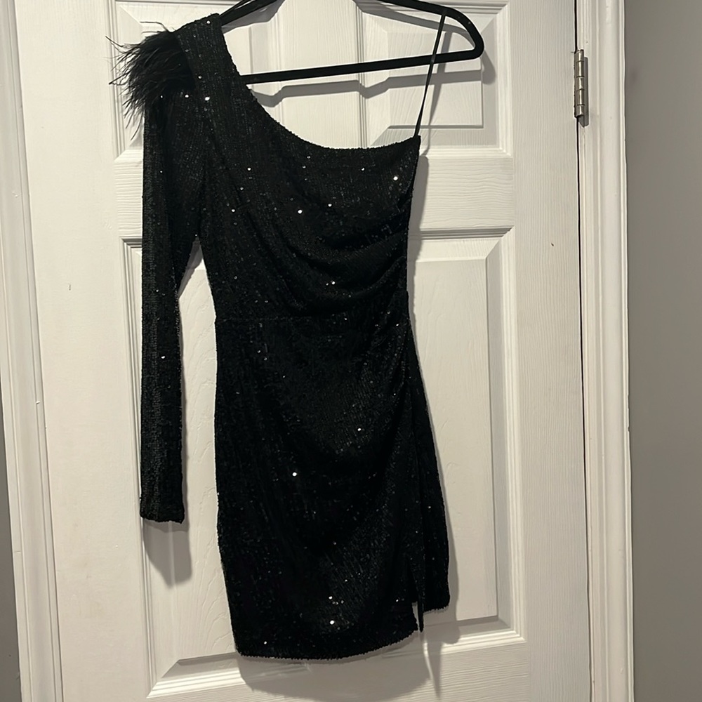 Brand: Windsor, Color: Black with shimmer, Size: S